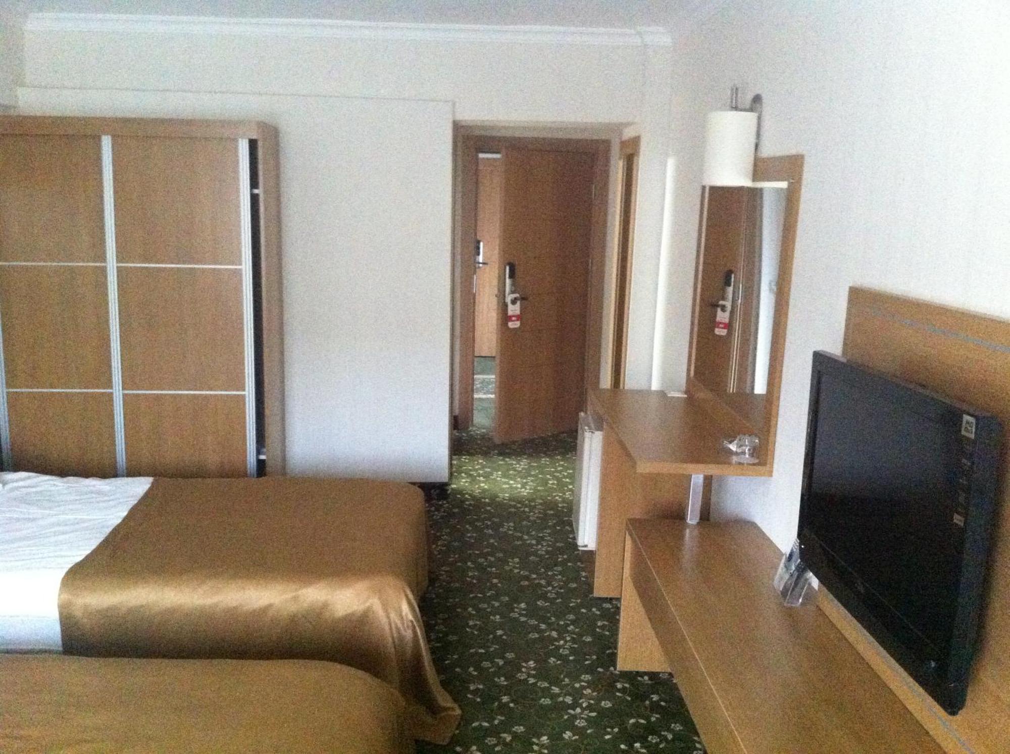 Grand Cali Hotel Bozuyuk Quarto foto